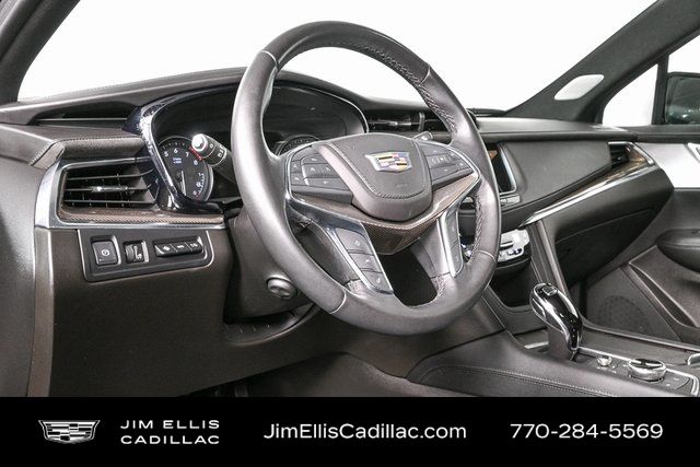 2022 Cadillac XT5 Sport photo 4