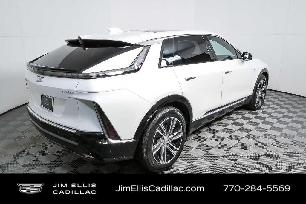 Certified 2025 CADILLAC Lyriq Luxury SUV