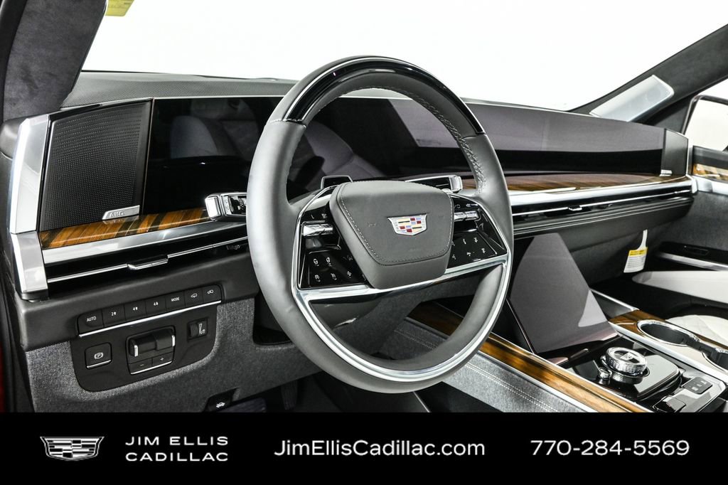 2025 Cadillac Escalade ESV Sport Platinum photo 4
