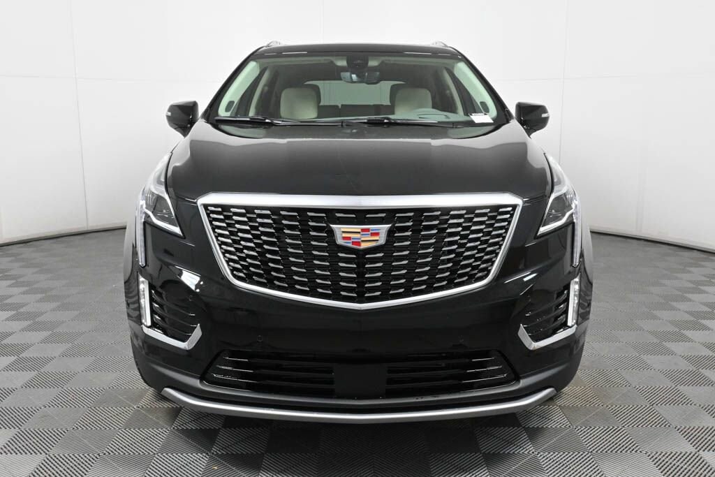 2024 Cadillac XT5 Premium Luxury photo 2