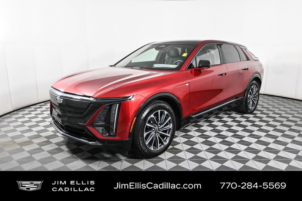 2024 Cadillac LYRIQ Sport 2's photo