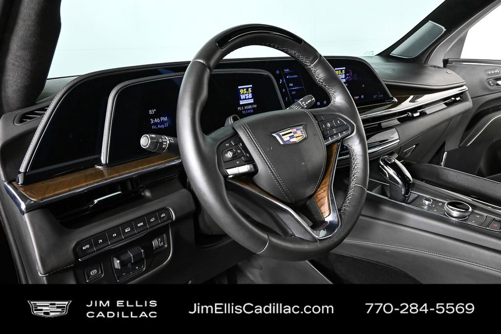 2024 Cadillac Escalade ESV Sport Platinum photo 4