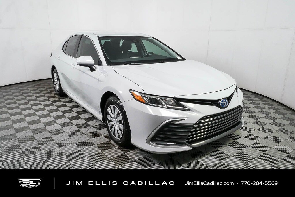 Used 2024 Toyota Camry Hybrid LE Sedan