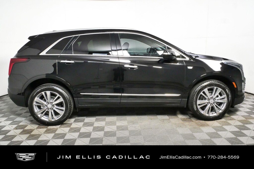 New 2026 CADILLAC XT5 Premium Luxury SUV