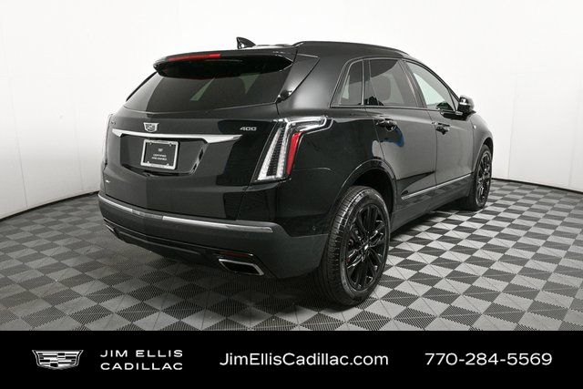 2022 Cadillac XT5 Sport photo 3