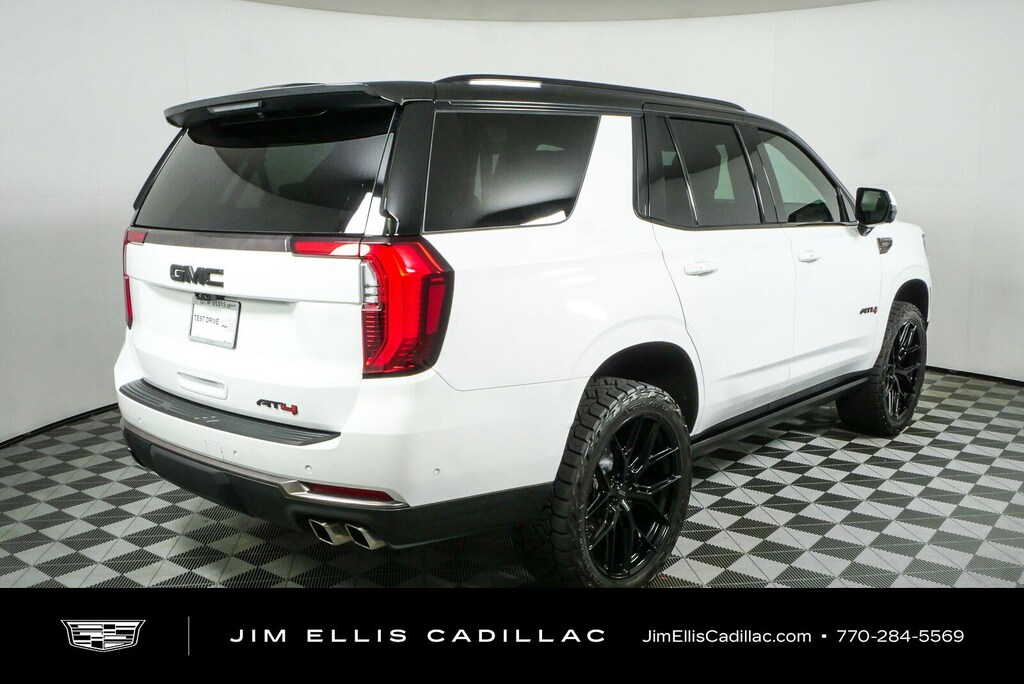 Used 2025 GMC Yukon AT4 Ultimate SUV