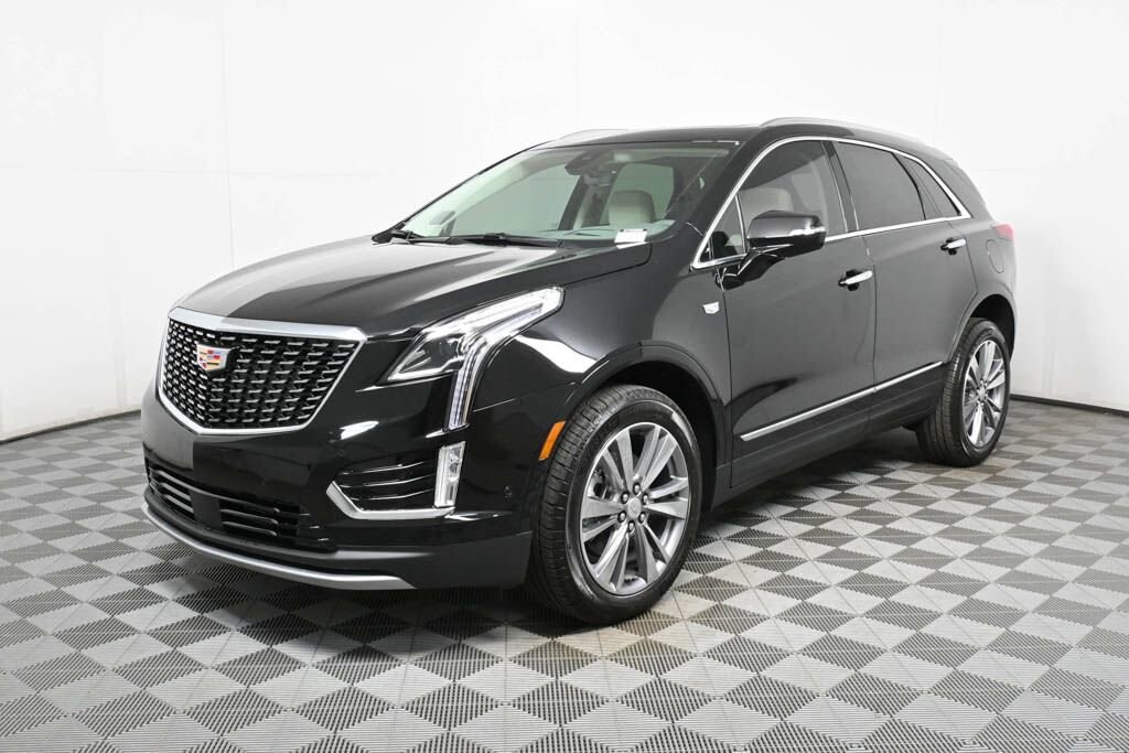 2024 Cadillac XT5 Premium Luxury photo 3