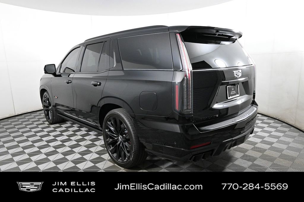 2025 Cadillac Escalade V-Series photo 3