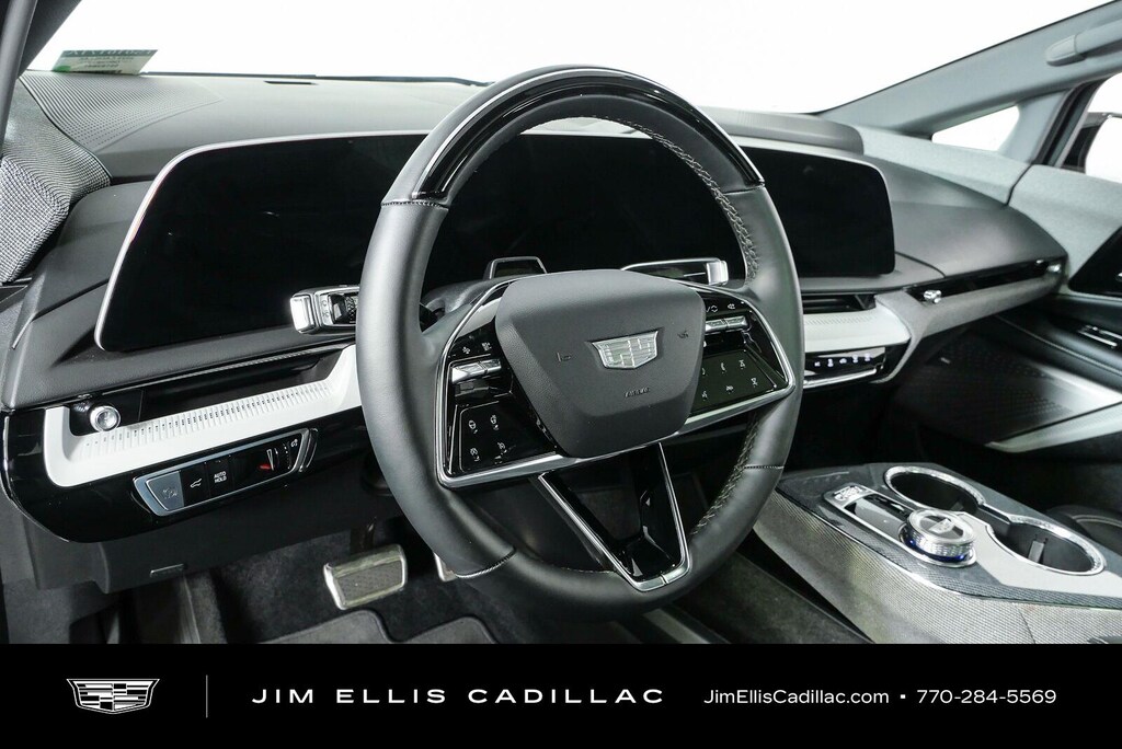 Used 2025 CADILLAC OPTIQ Luxury SUV