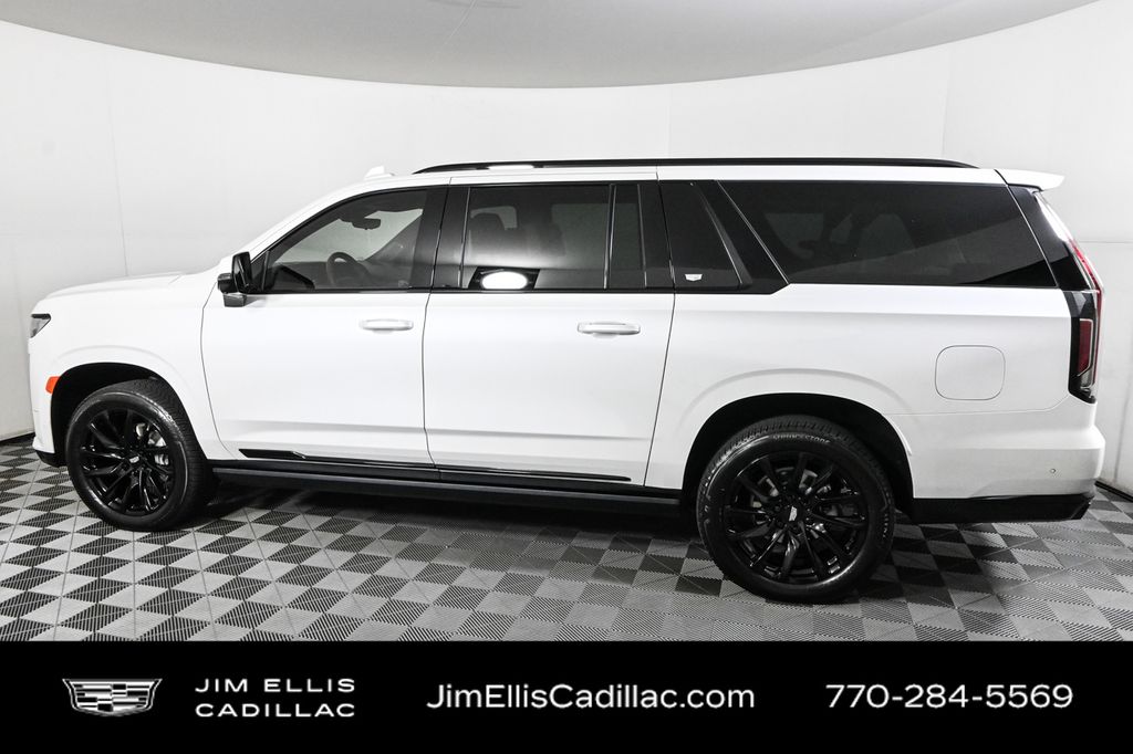 2024 Cadillac Escalade ESV Sport Platinum photo 2