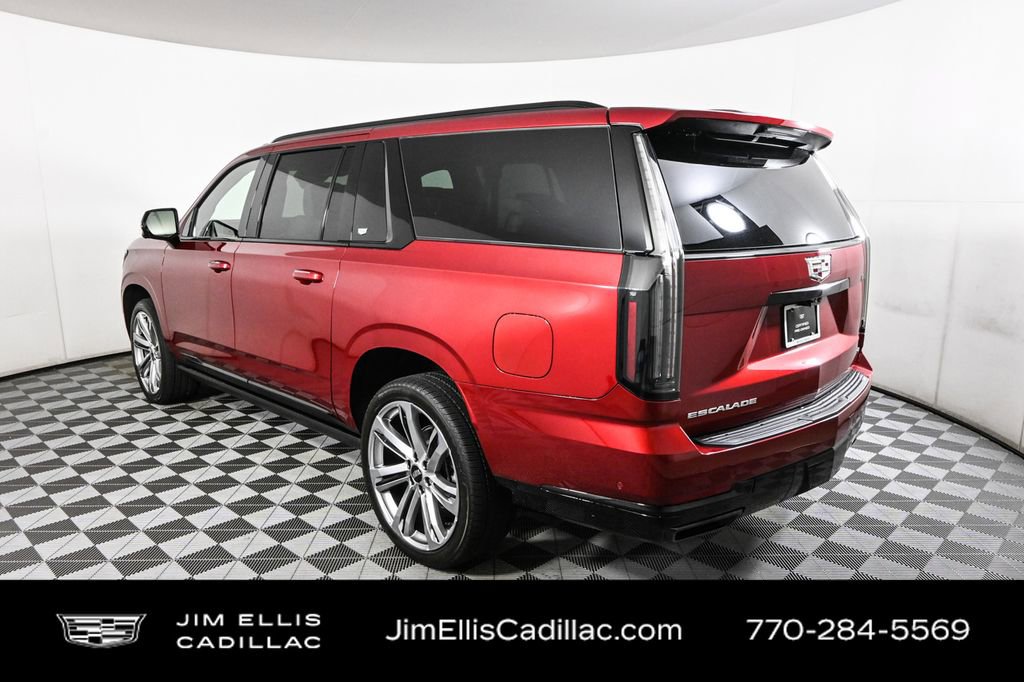 2025 Cadillac Escalade ESV Sport Platinum photo 3
