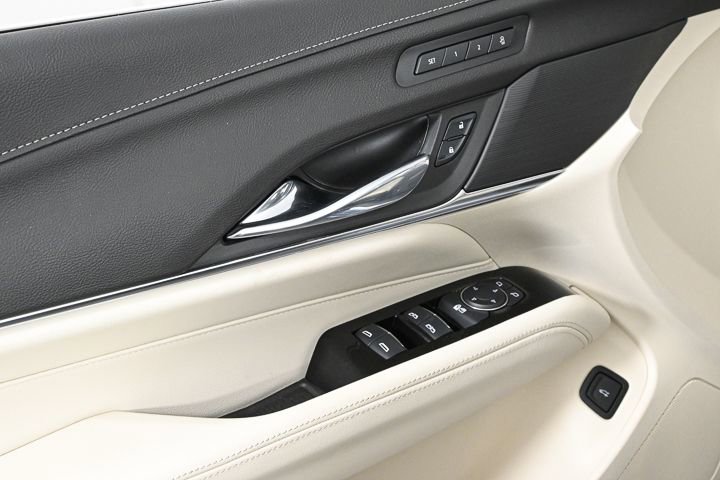 2025 Cadillac CT4 Premium Luxury photo 4