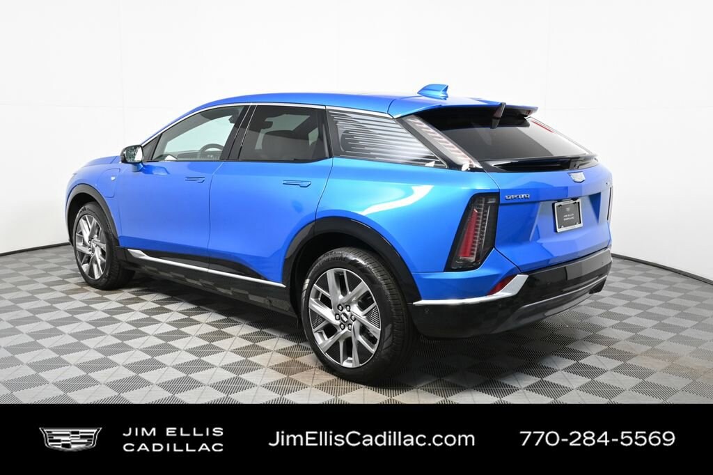 Used 2025 Cadillac OPTIQ Luxury 1 SUV