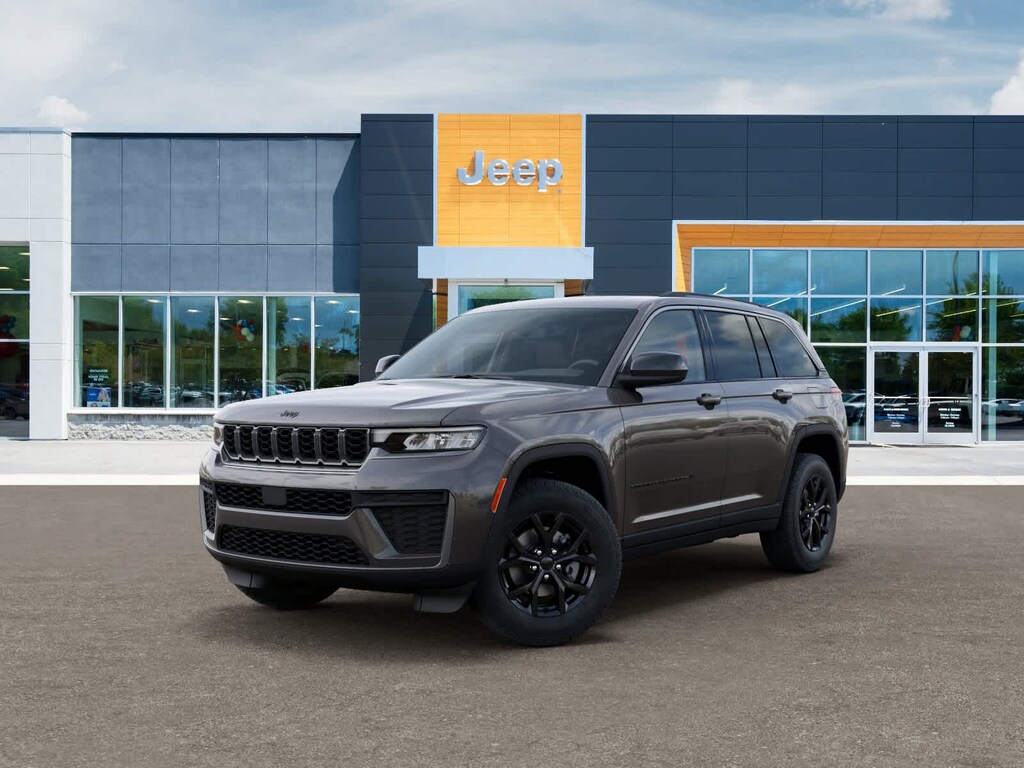 New 2026 Jeep Grand Cherokee Laredo Altitude SUV