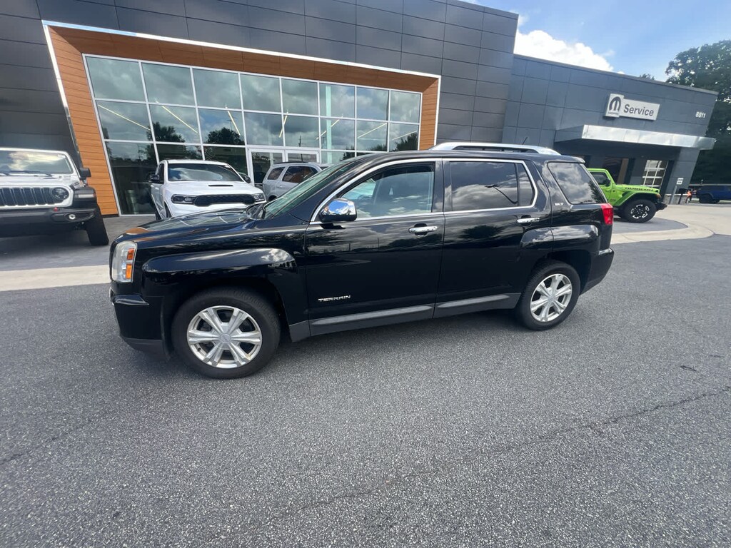 Used 2017 GMC Terrain SLT