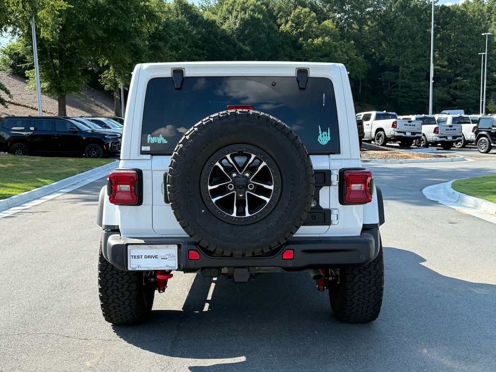 Used 2025 Jeep Wrangler Rubicon X SUV