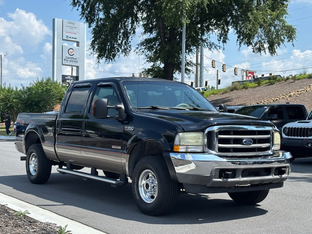 Used 2004 Ford Super Duty F-250 Lariat Crew Cab 156 4WD Crew Cab 156 4WD