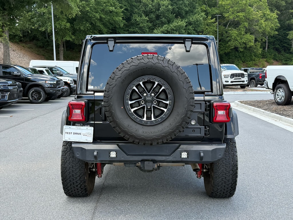 Used 2024 Jeep Wrangler Rubicon X 4x4