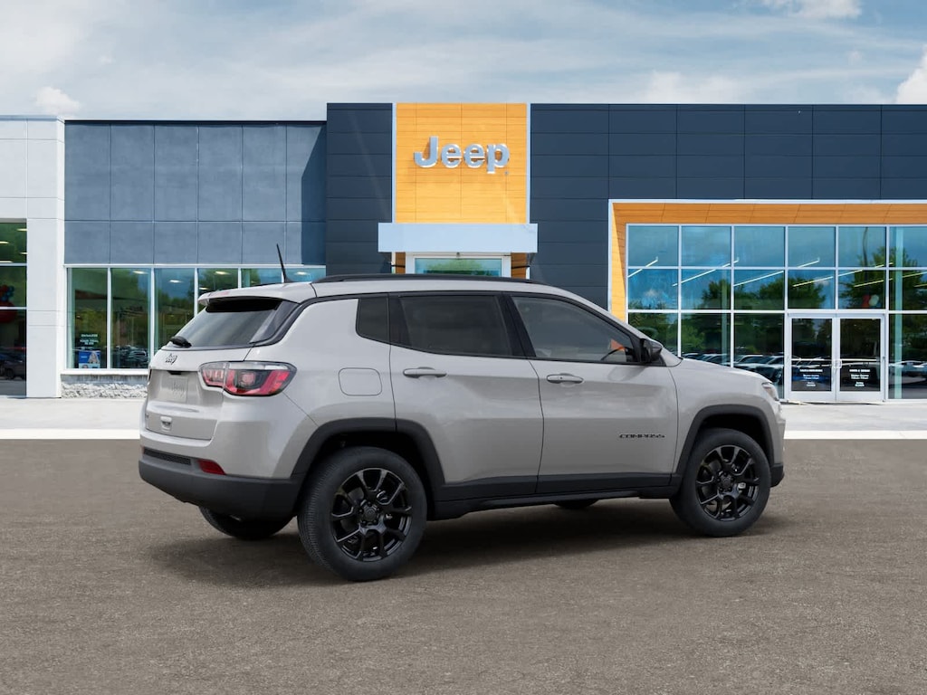 New 2026 Jeep Compass Latitude SUV