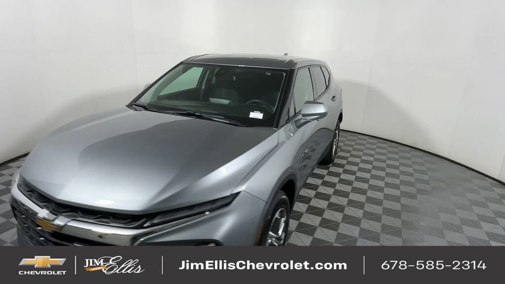 Used 2025 Chevrolet Silverado 1500 LT 4WD Crew Cab 147 LT w/1LT