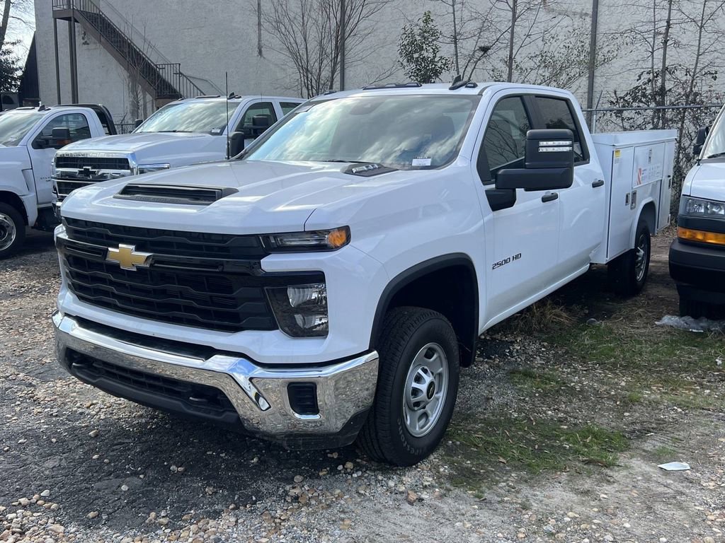2024 Chevrolet Silverado 2500HD Work Truck photo 3
