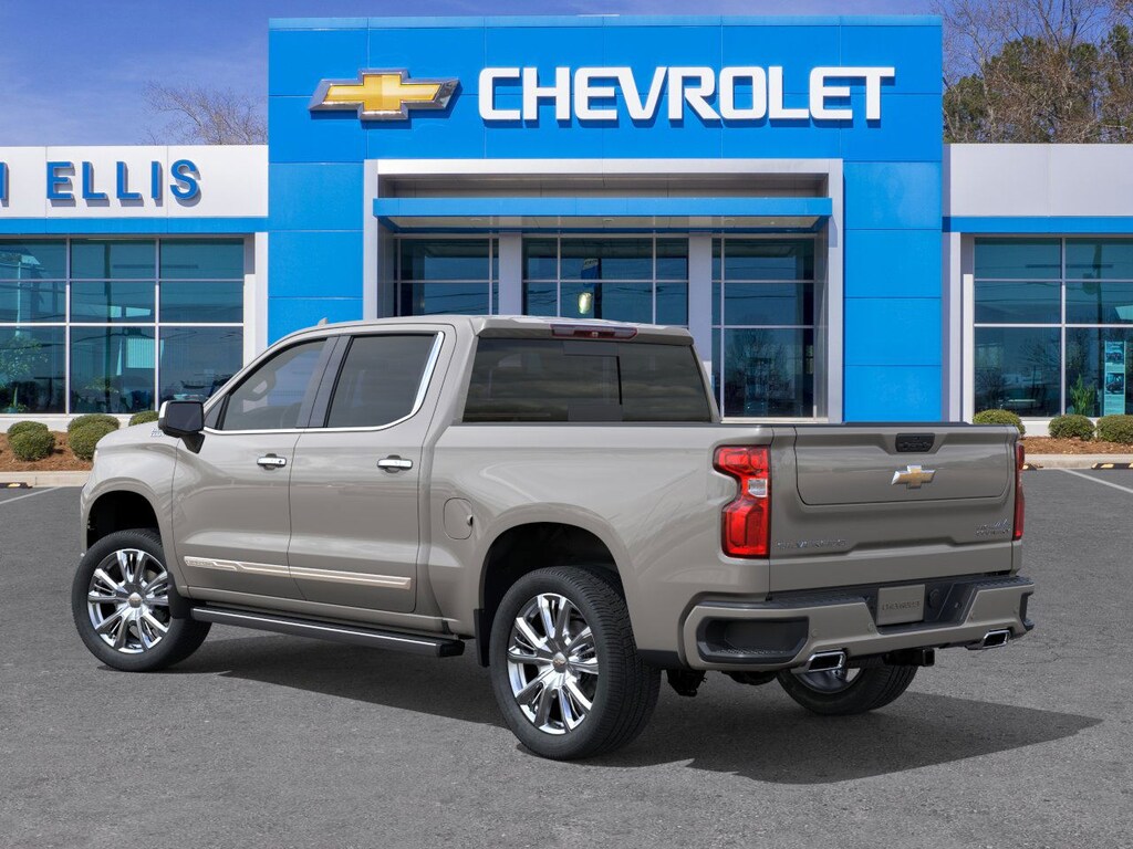 New 2026 Chevrolet Silverado 1500 High Country Truck Crew Cab