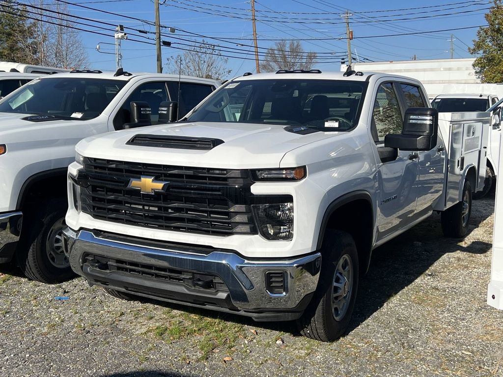 2024 Chevrolet Silverado 2500HD Work Truck photo 3