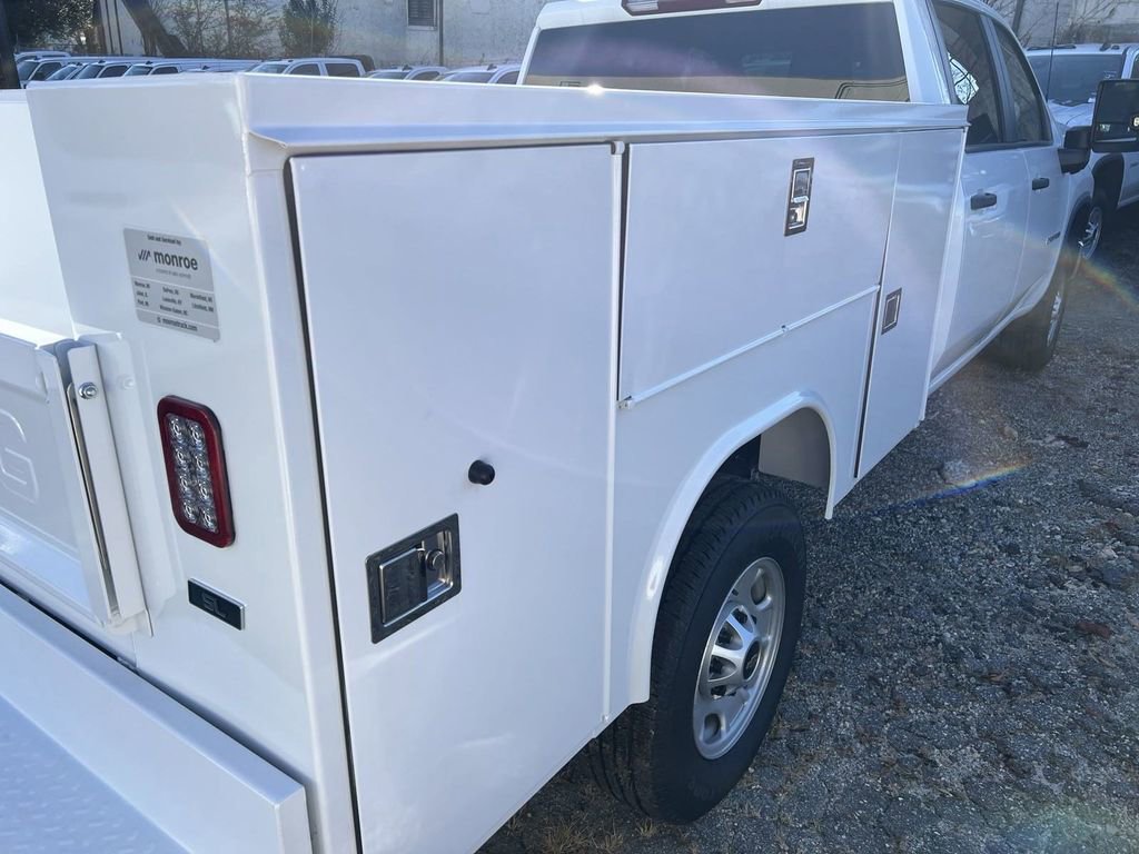 2024 Chevrolet Silverado 2500HD Work Truck photo 4