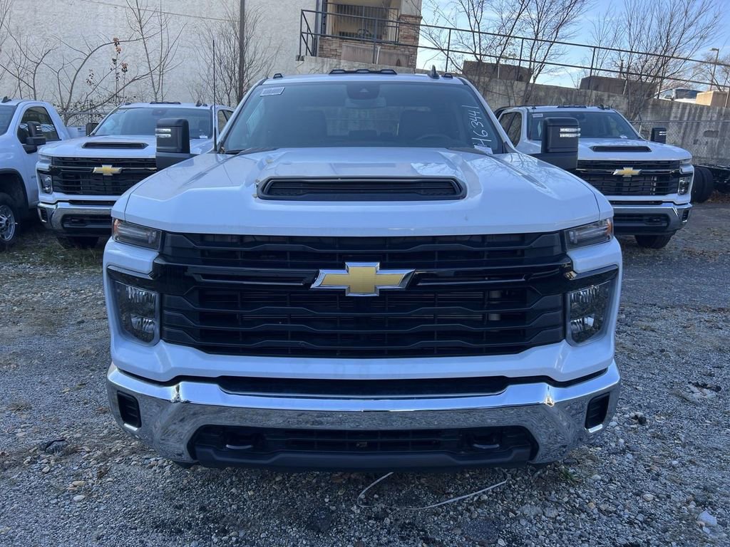 2024 Chevrolet Silverado 2500HD Work Truck photo 2