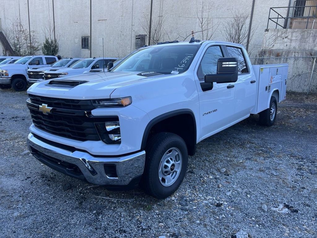 2024 Chevrolet Silverado 2500HD Work Truck photo 3