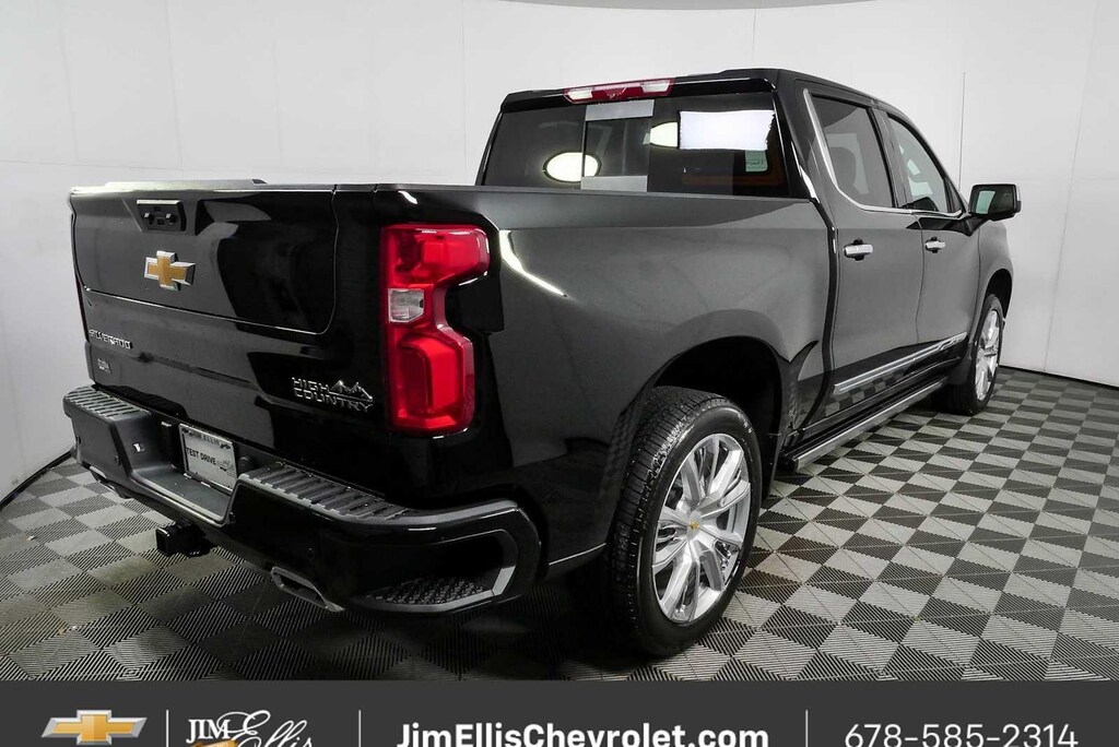 New 2026 Chevrolet Silverado 1500 High Country Truck Crew Cab