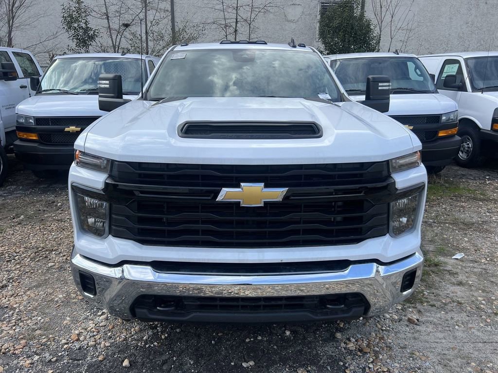 2024 Chevrolet Silverado 2500HD Work Truck photo 2