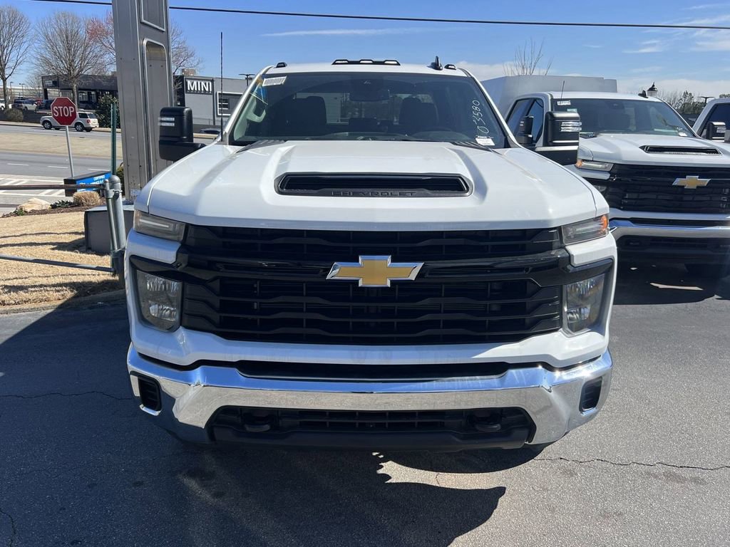 2025 Chevrolet Silverado 2500HD Work Truck photo 2