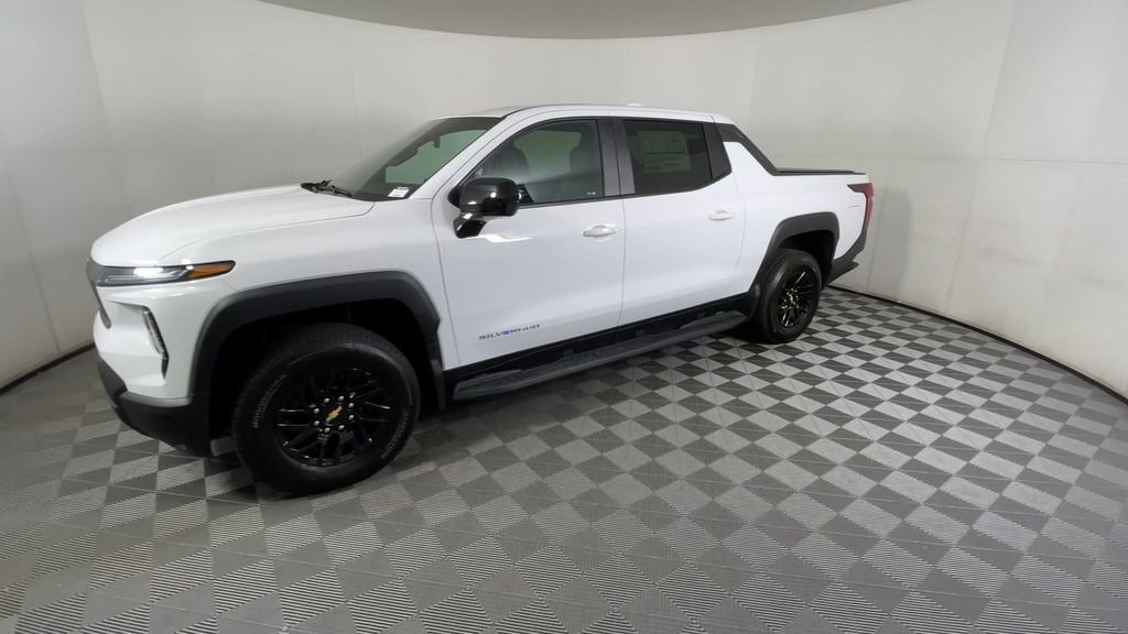 2024 Chevrolet Silverado EV Work Truck photo 4