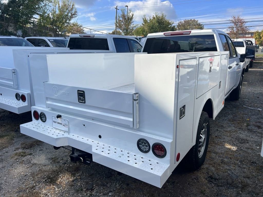 2024 Chevrolet Silverado 2500HD Work Truck photo 4