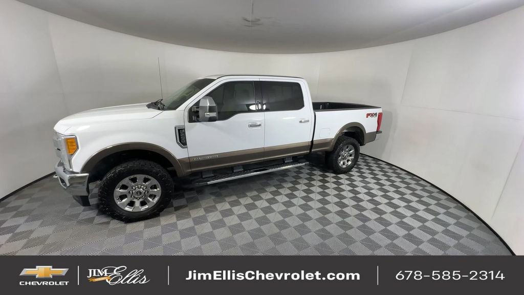 2017 Ford F-250 Lariat photo 4