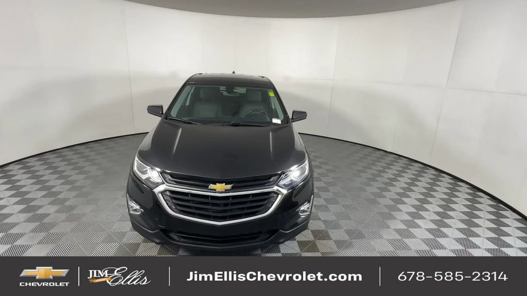 2018 Chevrolet Equinox LT photo 2