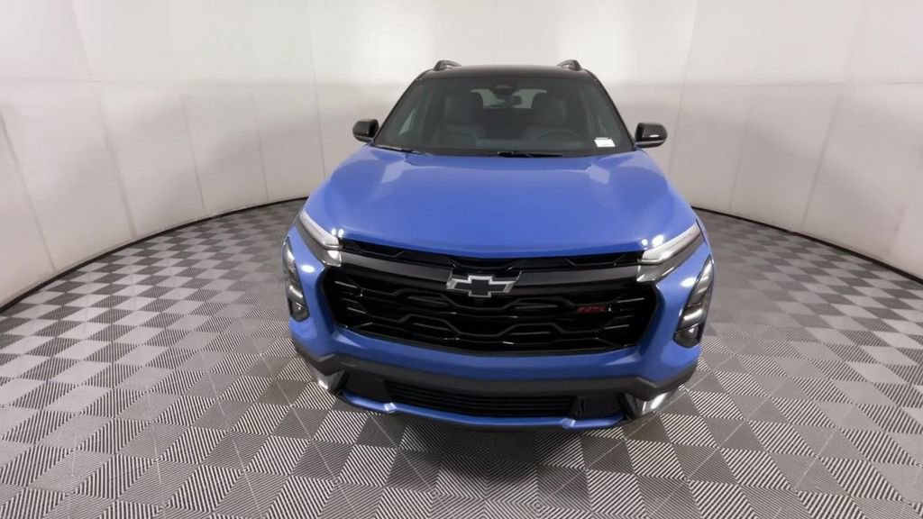 2025 Chevrolet Equinox RS photo 3