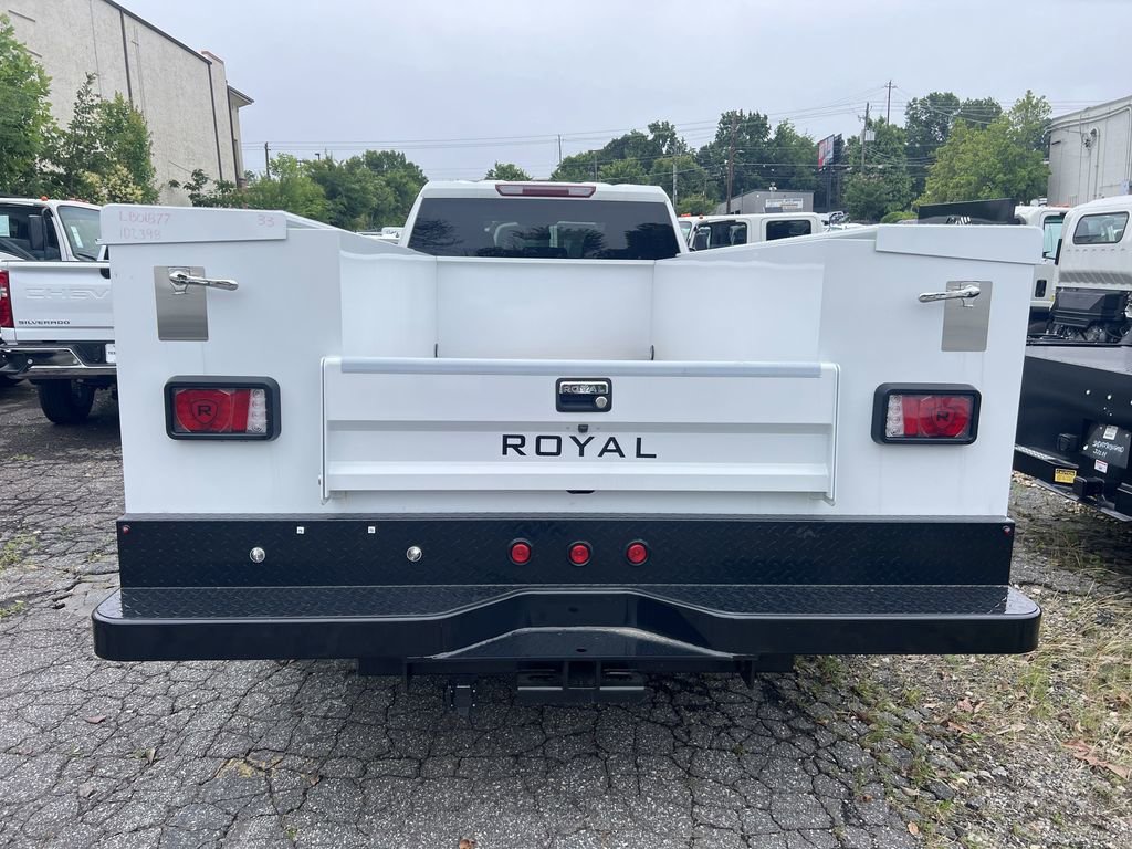 2025 Chevrolet Silverado 3500HD Work Truck photo 4