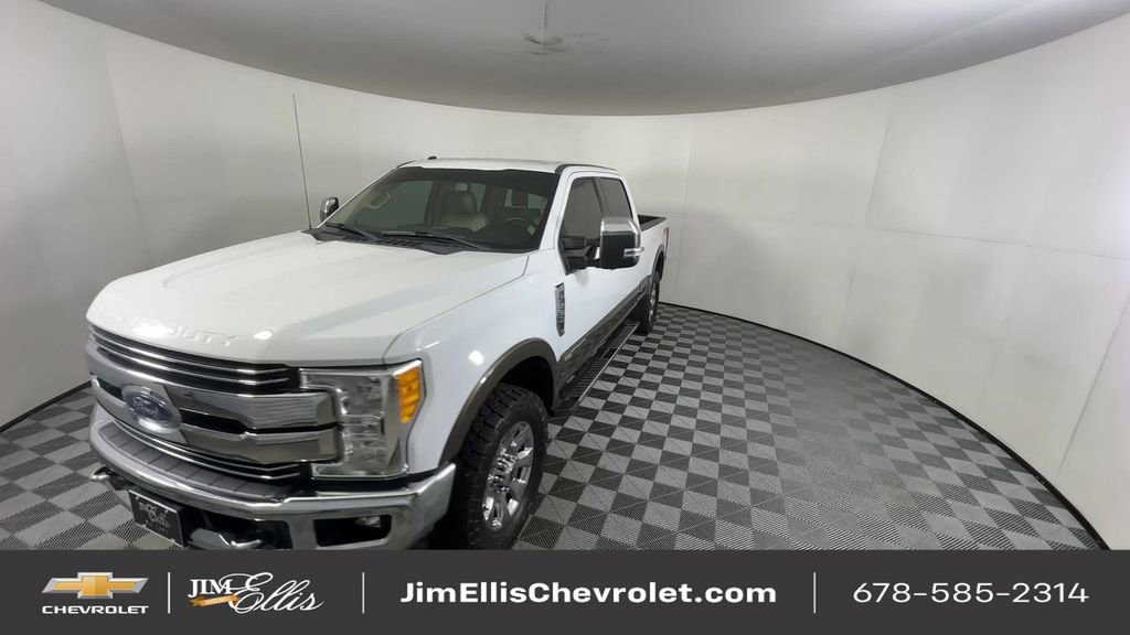 2017 Ford F-250 Lariat photo 3
