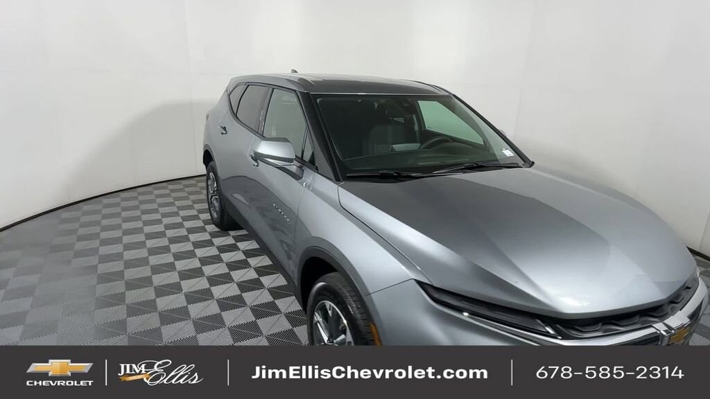 Used 2025 Chevrolet Silverado 1500 LT 4WD Crew Cab 147 LT w/1LT