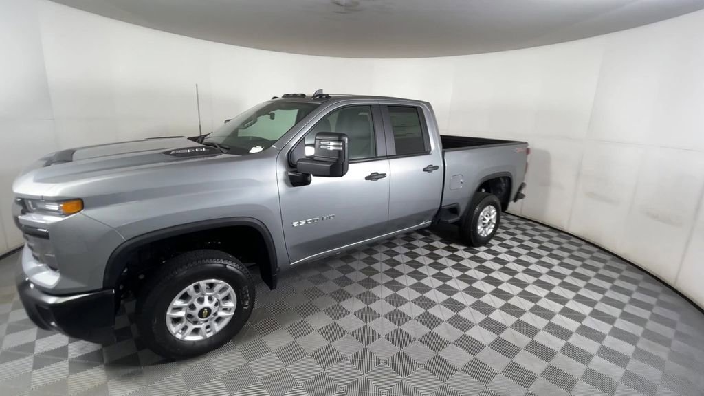 2026 Chevrolet Silverado 2500HD Work Truck photo 4
