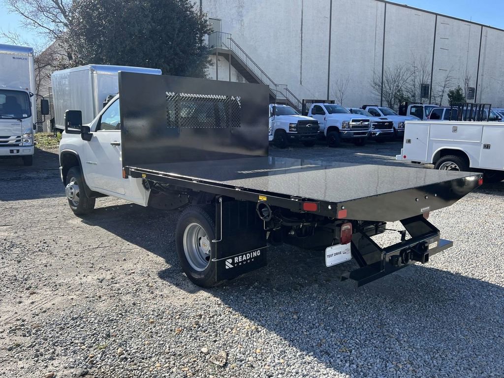 2025 Chevrolet Silverado 3500HD Work Truck photo 4