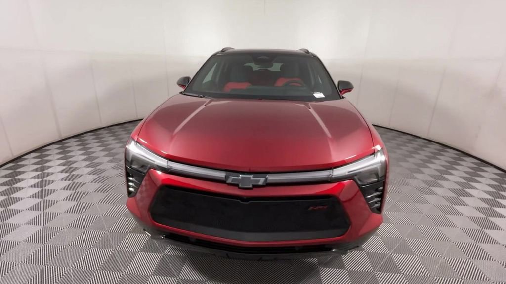 2025 Chevrolet Blazer EV RS photo 2