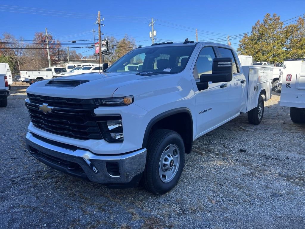 2024 Chevrolet Silverado 2500HD Work Truck photo 2
