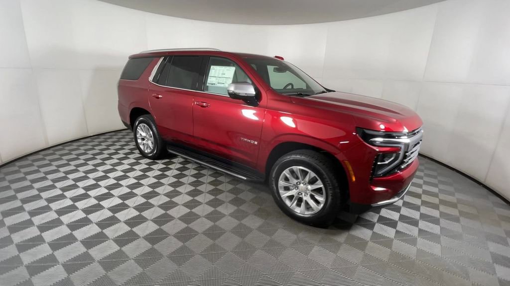 2025 Chevrolet Tahoe Premier photo 2