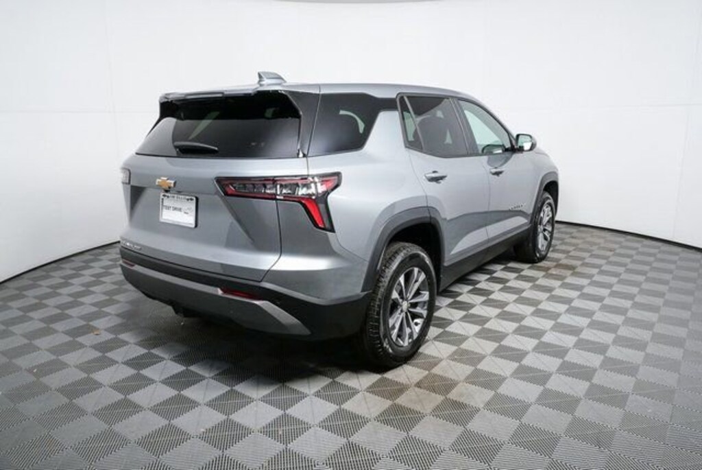 New 2026 Chevrolet Equinox LT SUV