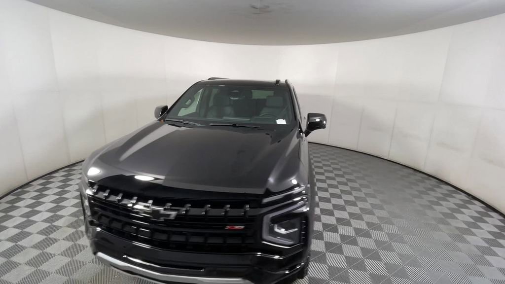 2026 Chevrolet Tahoe Z71 photo 3