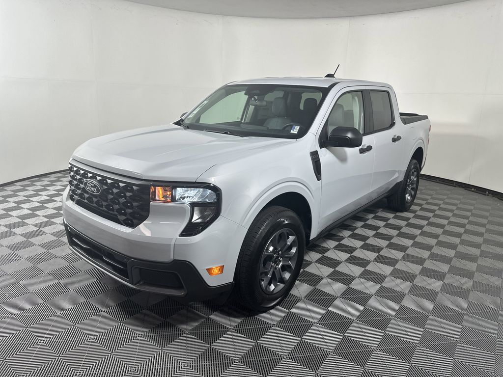 2025 Ford Maverick XLT photo 3