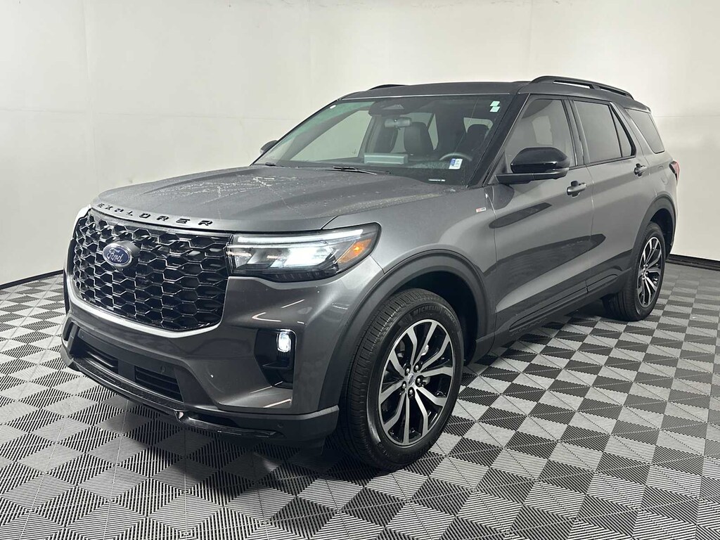 New 2026 Ford Explorer ST-Line SUV